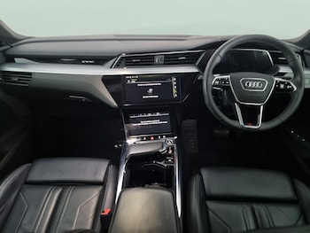 Used Audi e-tron 2022 for sale - 75997917: Photo