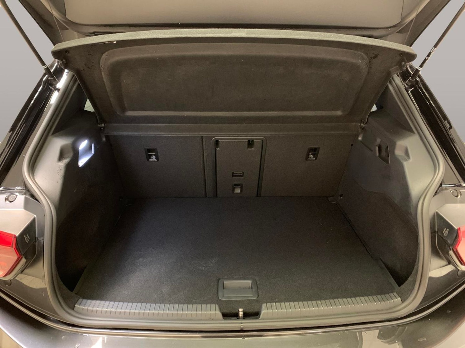 Used Volkswagen ID.3 2023 for sale - 77560882: Photo 28