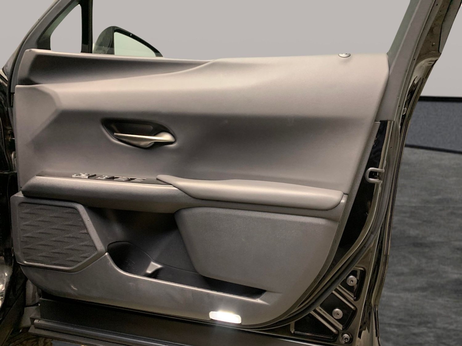 Used Lexus UX for sale - 77272050: Photo 28