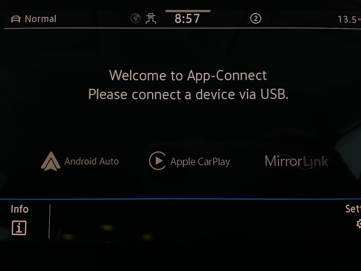 Used Volkswagen T-Roc 2021 for sale - 77418063: Photo 14