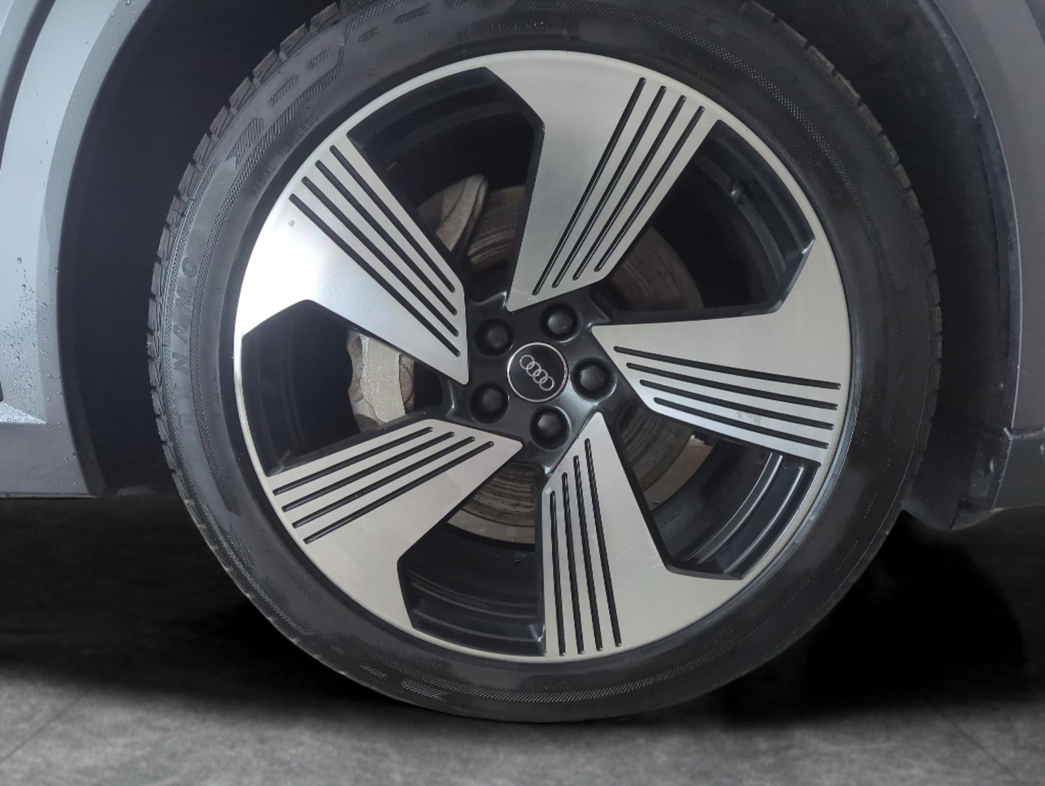 Used Audi e-tron 2020 for sale - 77979301: Photo 30