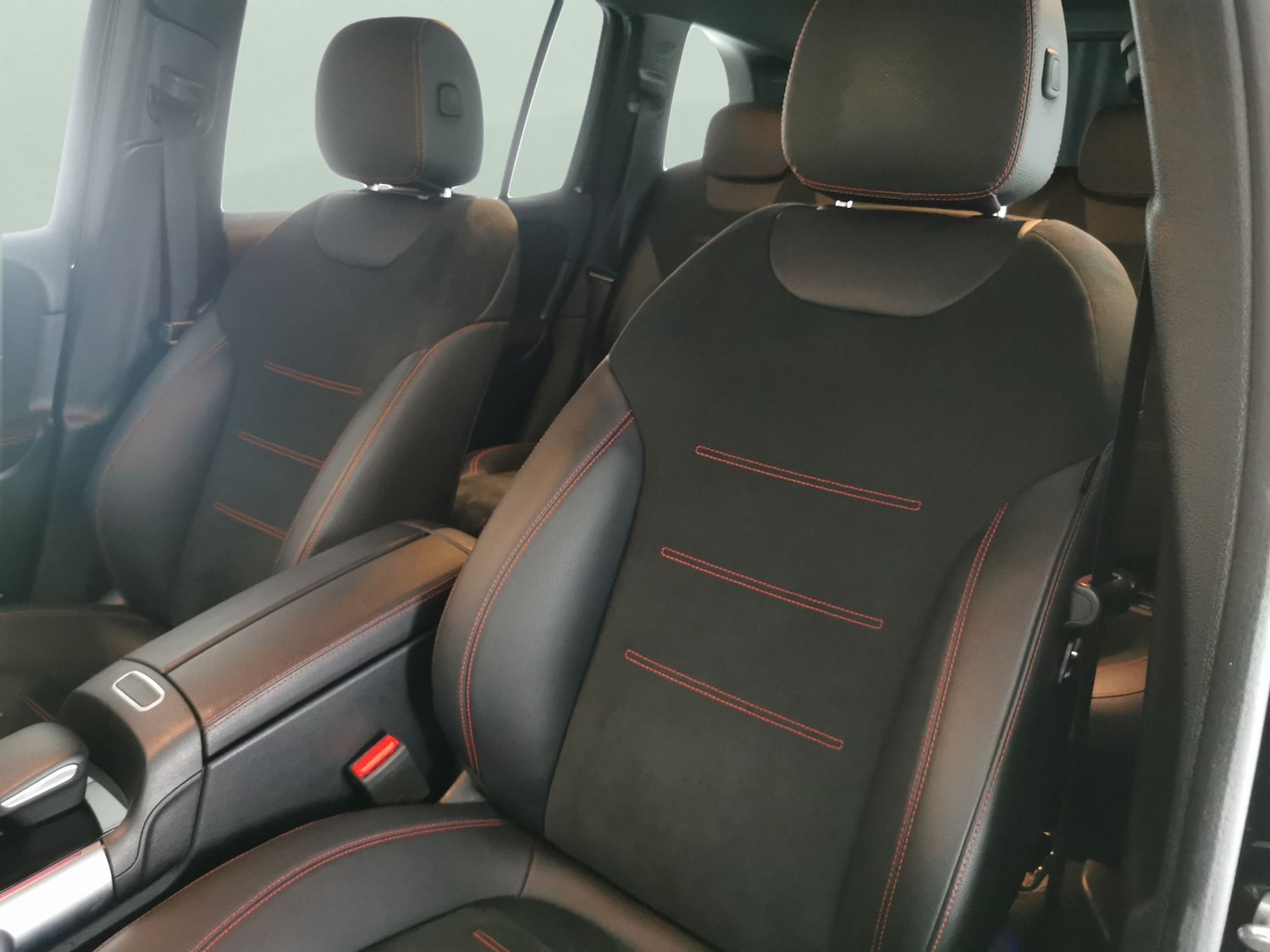 Used Mercedes-Benz GLB 2022 for sale - 77627878: Photo 14