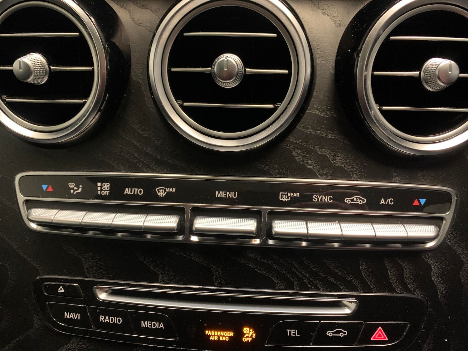 Used Mercedes-Benz GLC 2019 for sale - 77298051: Photo 19