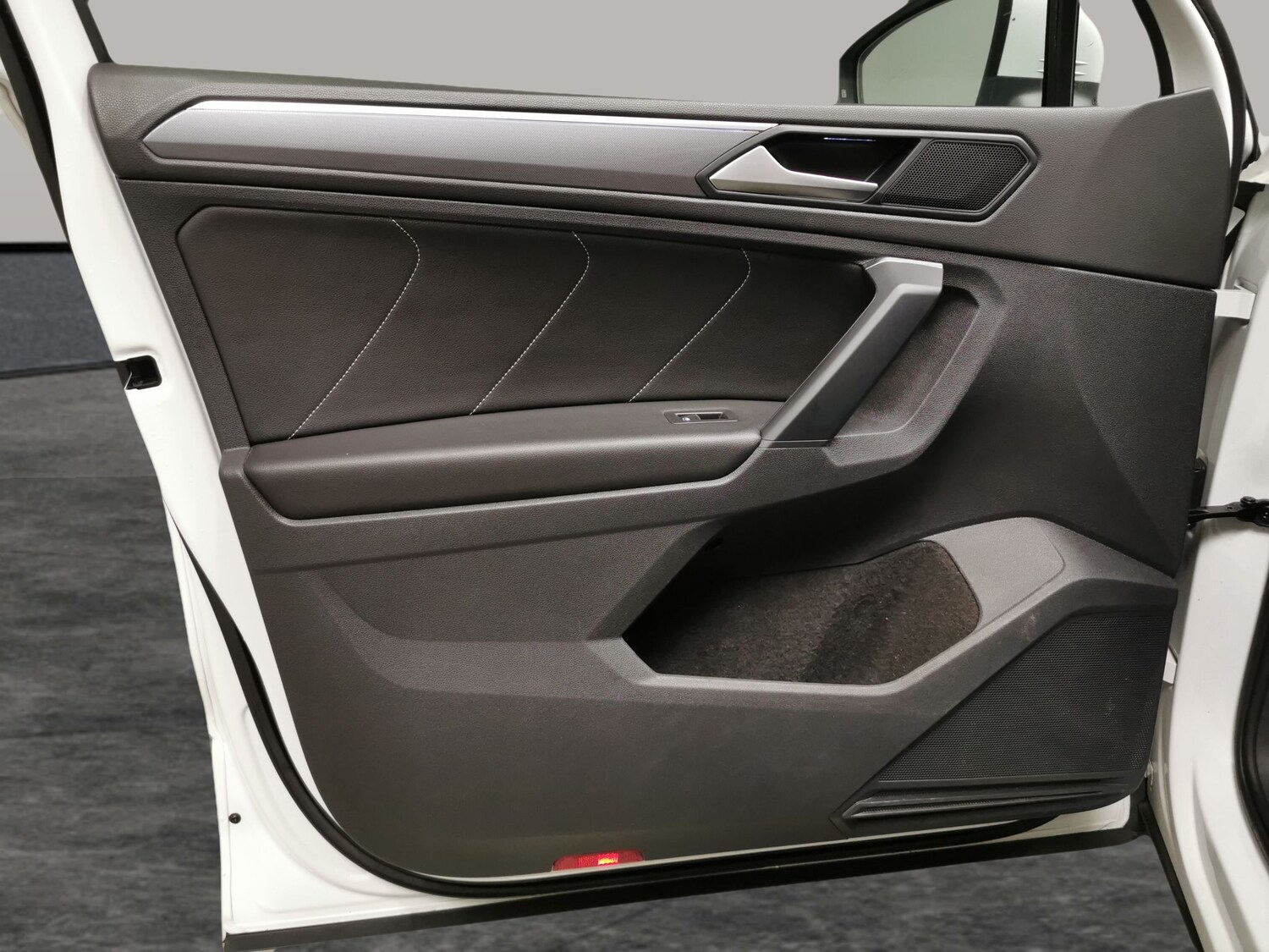 Used Volkswagen Tiguan 2019 for sale - 78218579: Photo 26