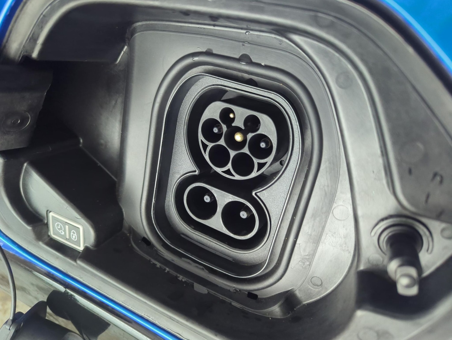 Used Peugeot E-208 2021 for sale - 77420768: Photo 31