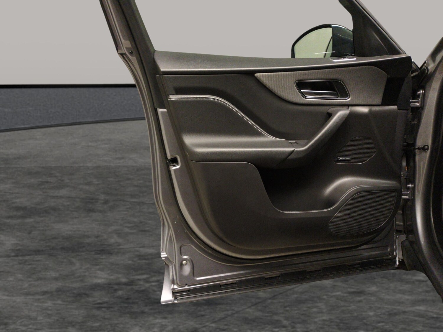 Used Jaguar F-Pace 2020 for sale - 78173351: Photo 34