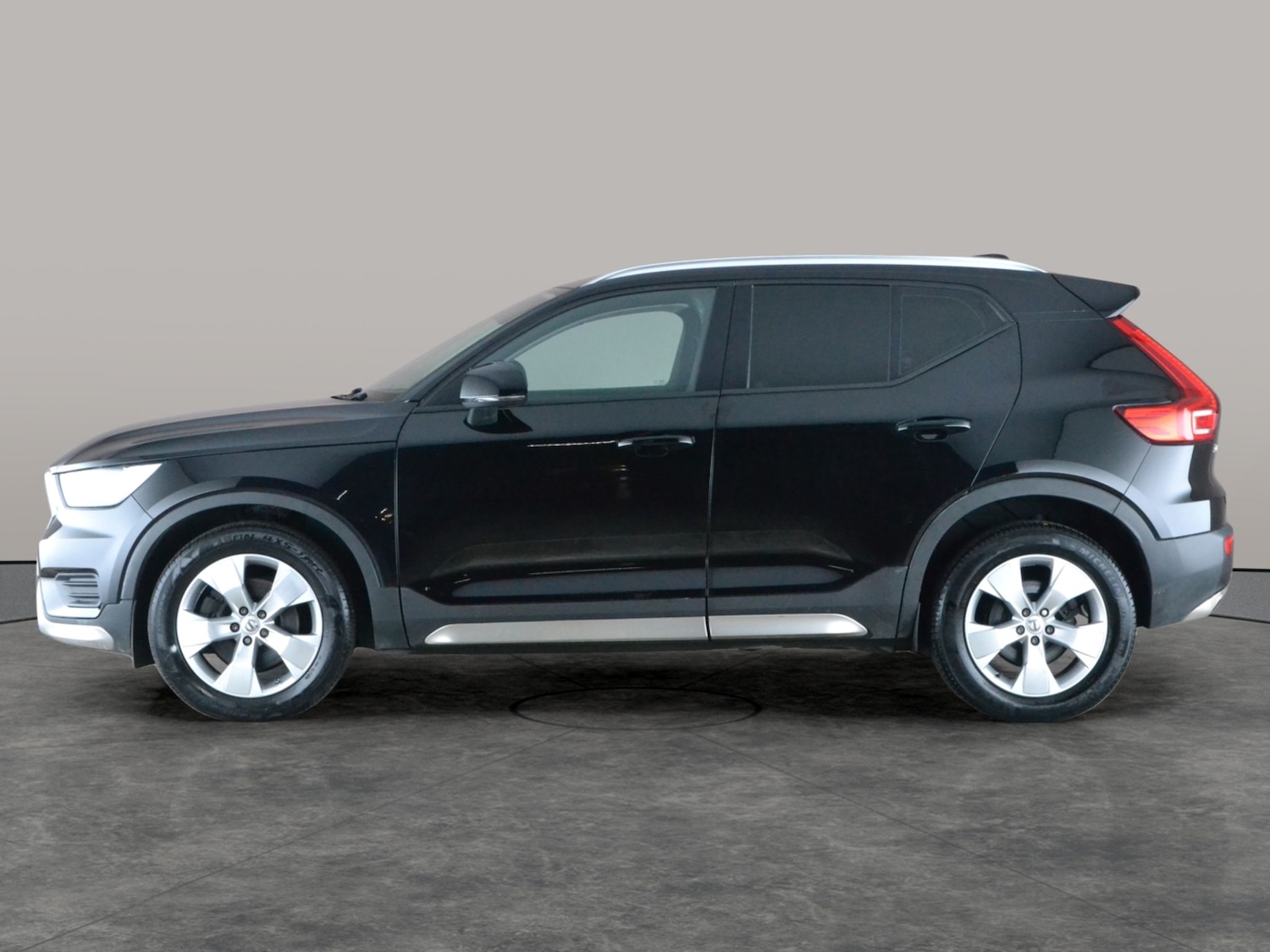 Used Volvo XC40 2019 for sale - 77641124: Photo 14