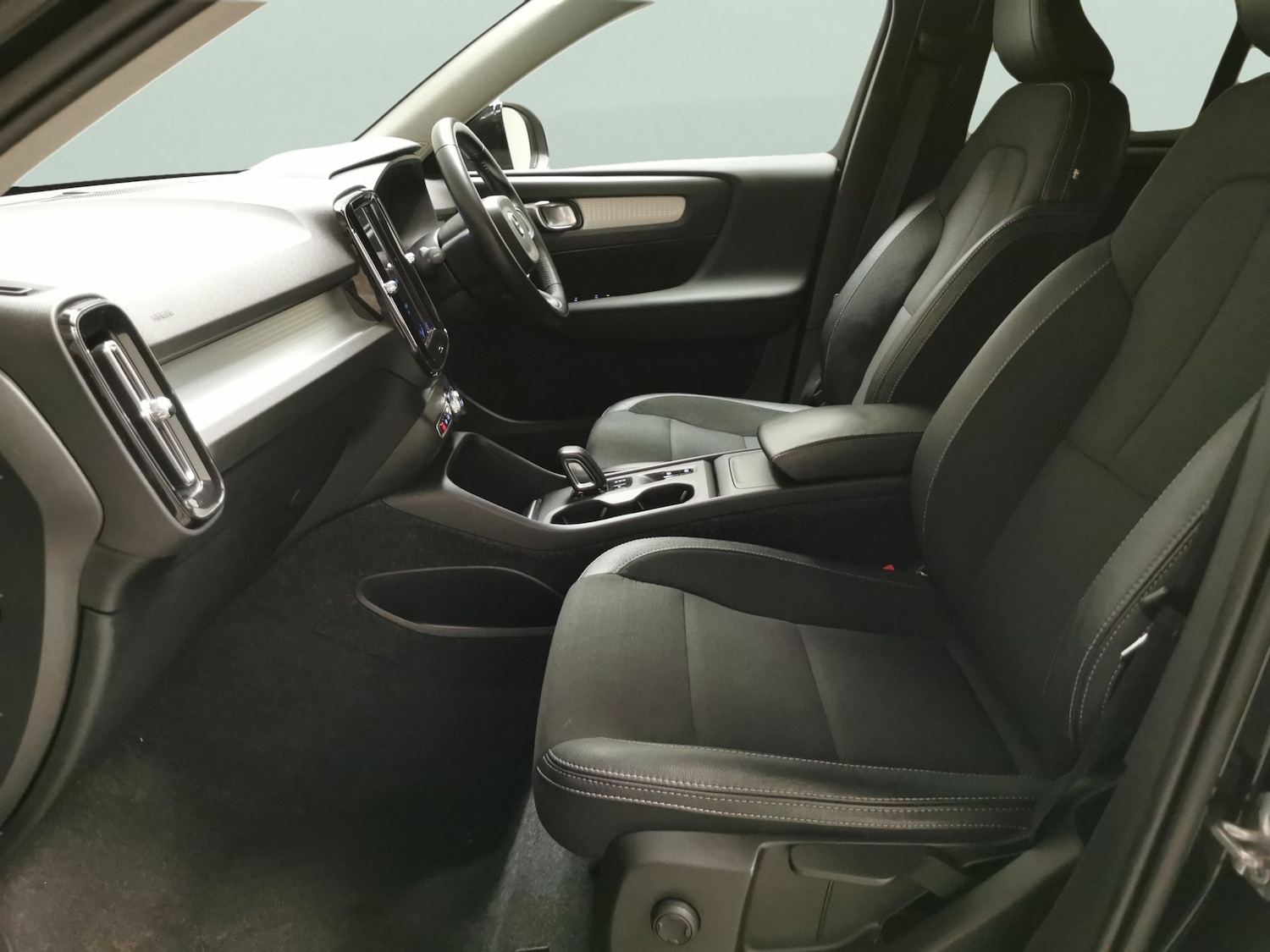 Used Volvo XC40 2019 for sale - 77641124: Photo 4