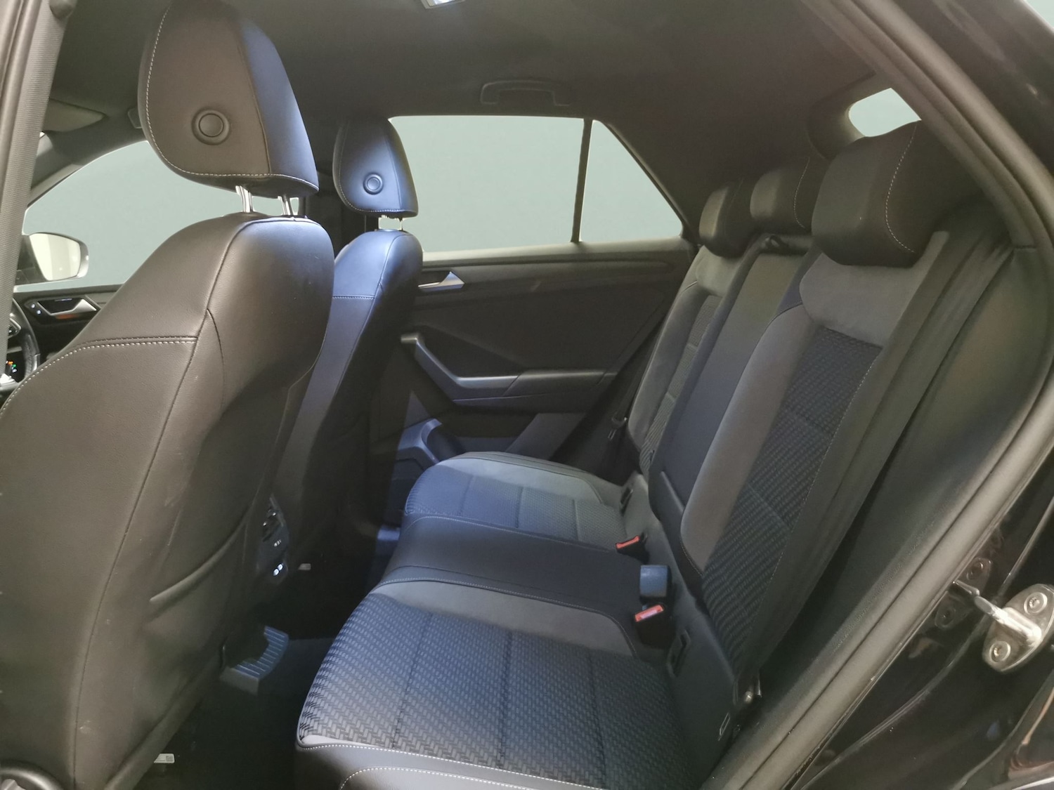 Used Volkswagen T-Roc 2021 for sale - 78180649: Photo 26