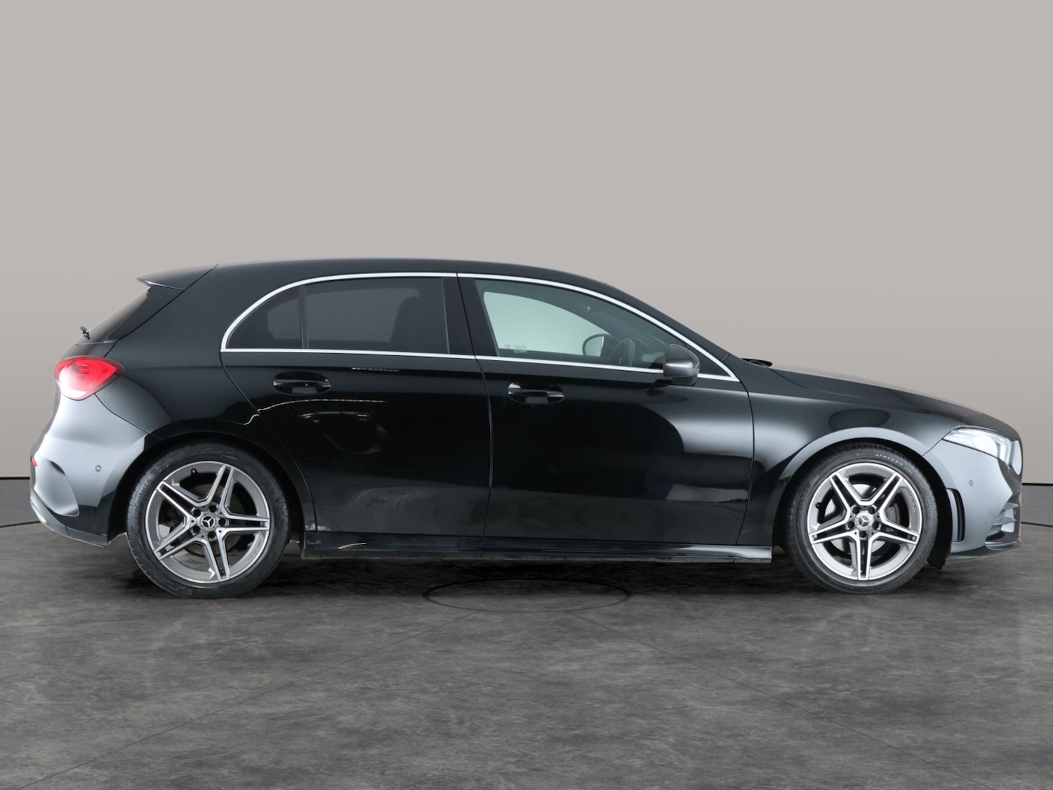 Used Mercedes-Benz A-Class 2020 for sale - 76751572: Photo 9