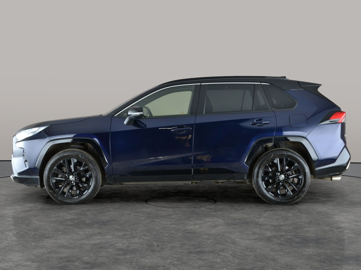 Used Toyota RAV4 2022 for sale - 77307940: Photo 13