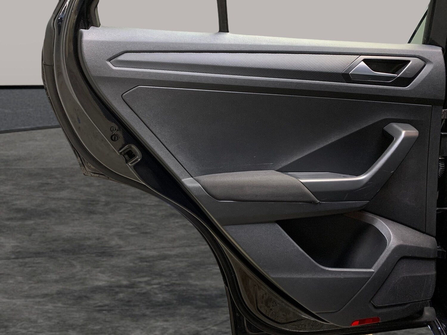 Used Volkswagen T-Roc 2019 for sale - 77347222: Photo 22