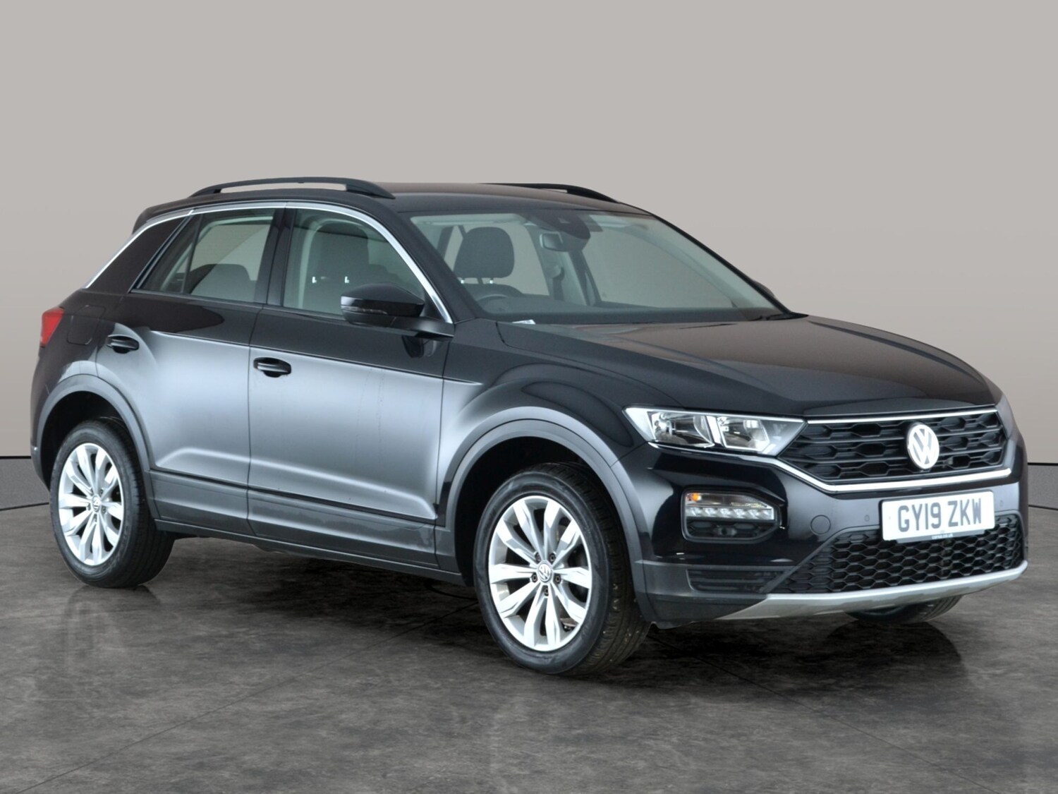 Used Volkswagen T-Roc 2019 for sale - 77347222: Photo 7