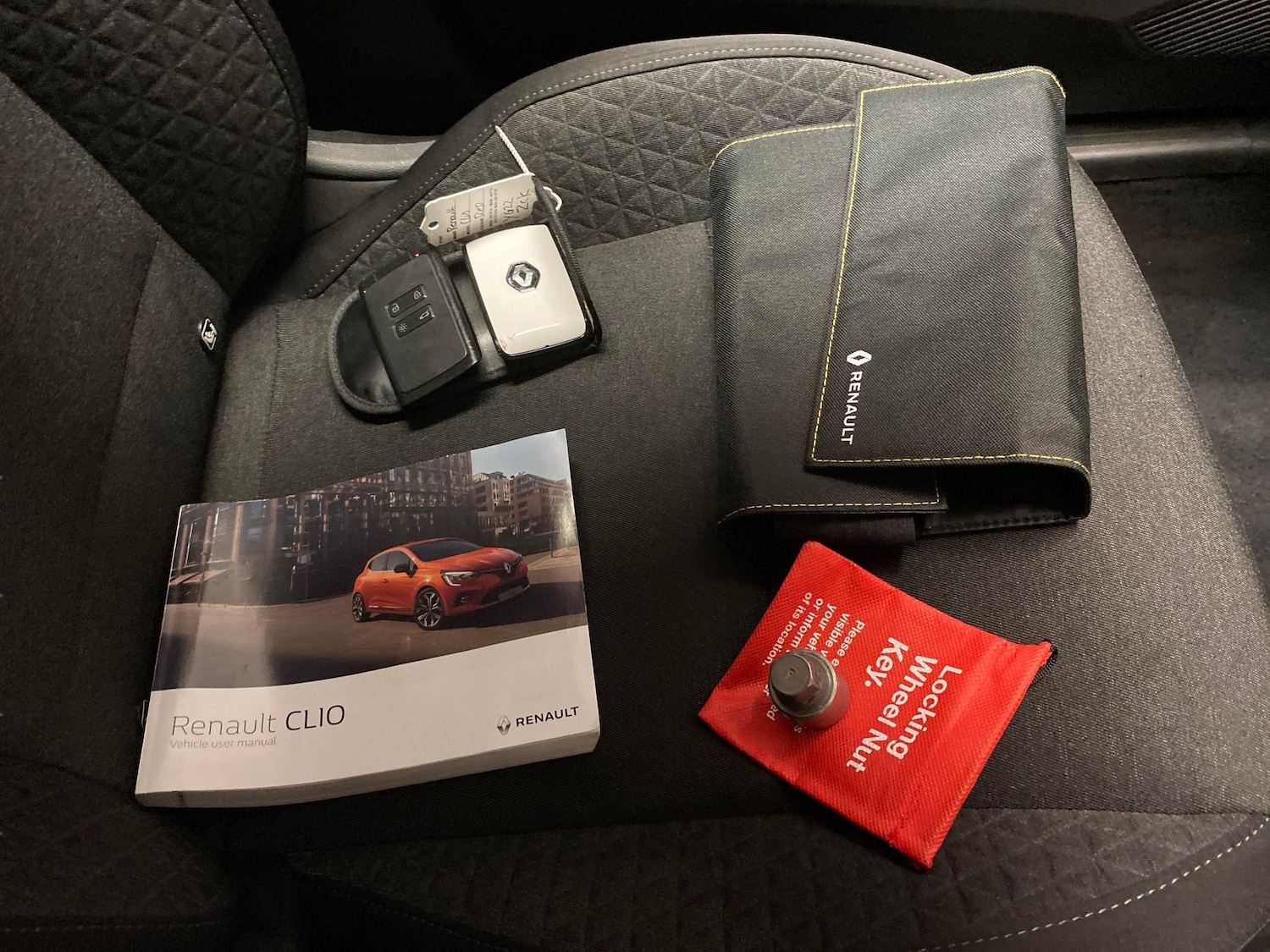 Used Renault Clio 2022 for sale - 77980697: Photo 28