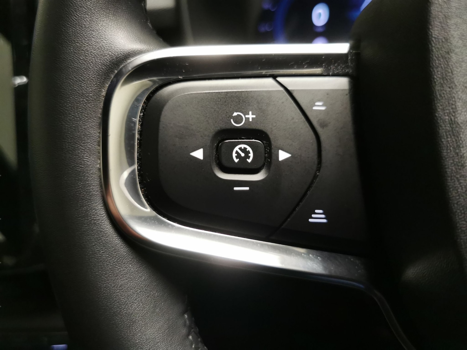 Used Volvo XC40 2021 for sale - 77059210: Photo 20