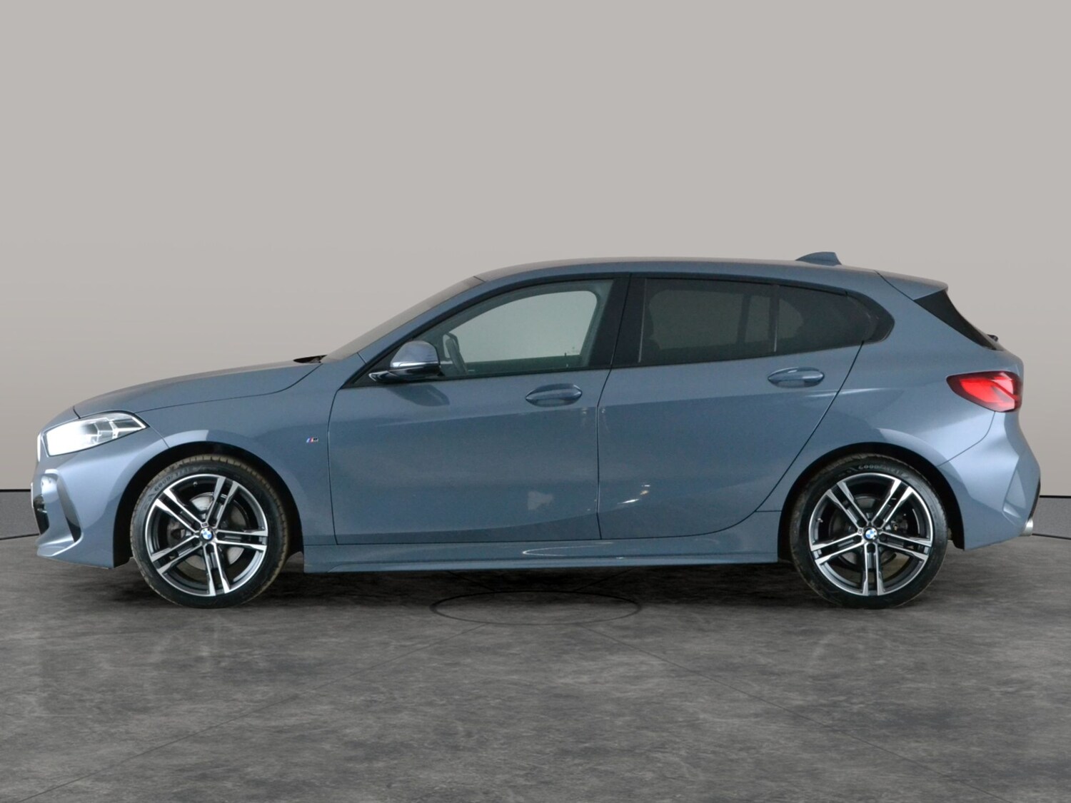 Used BMW 1 Series 2024 for sale - 78207304: Photo 12