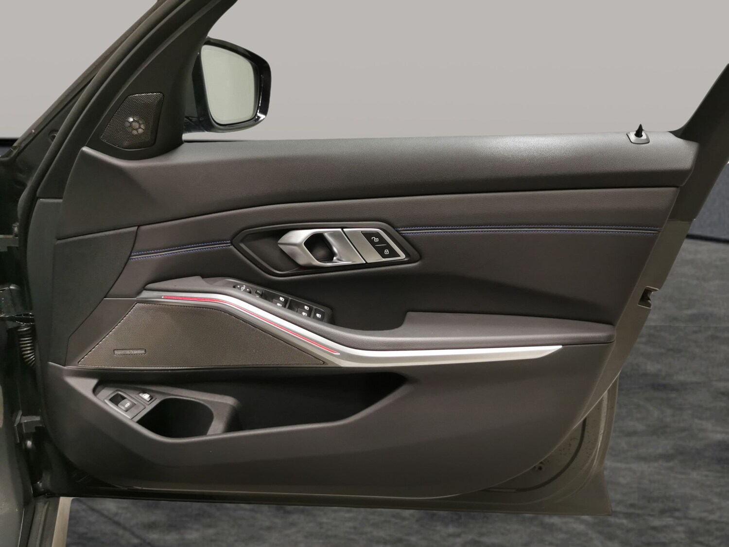 Used BMW 3 Series 2022 for sale - 76438301: Photo 42