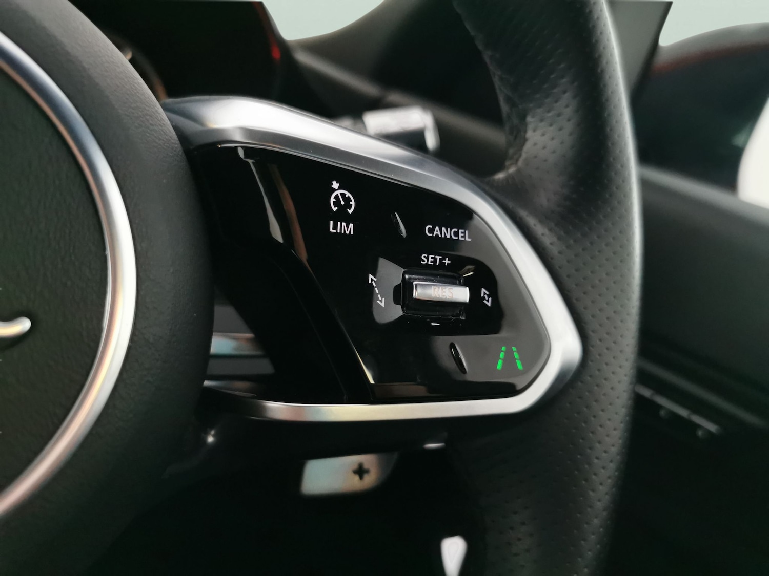 Used Jaguar E-Pace 2022 for sale - 77569868: Photo 24