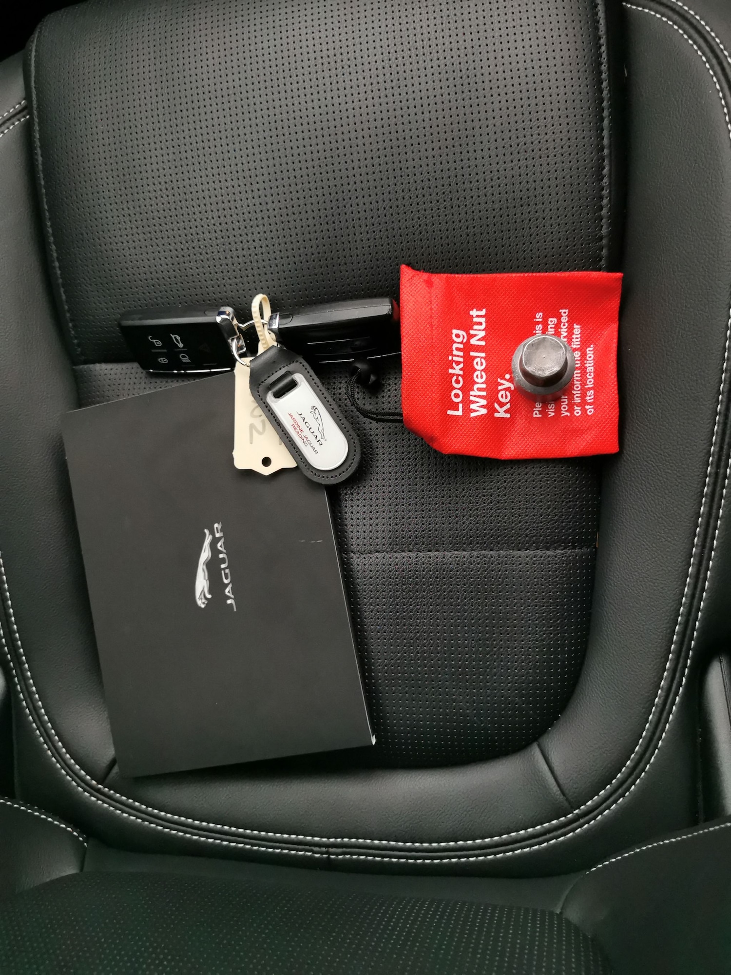 Used Jaguar E-Pace 2022 for sale - 77569868: Photo 33