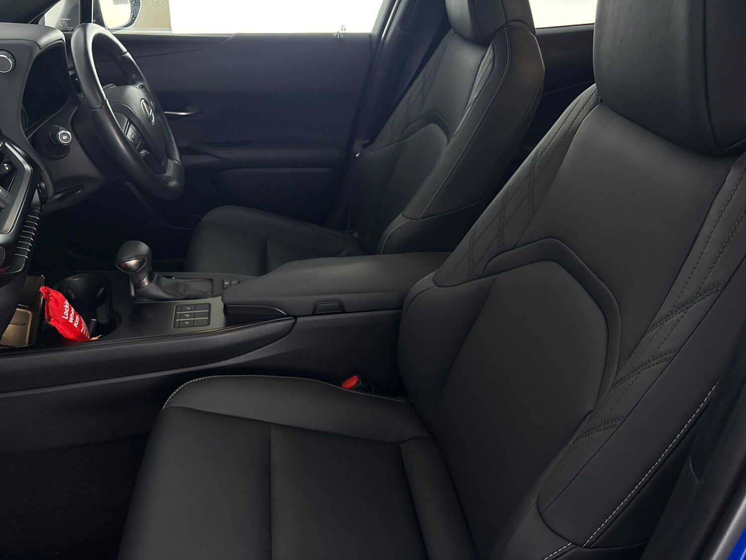 Used Lexus UX 2023 for sale - 77815042: Photo 7