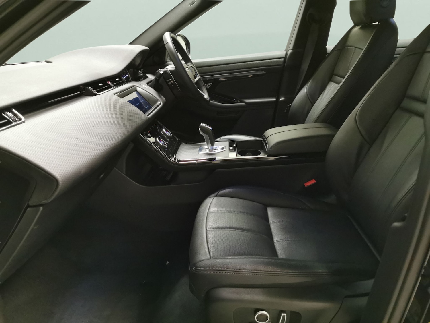 Used Land Rover Range Rover Evoque 2022 for sale - 77256844: Photo 4