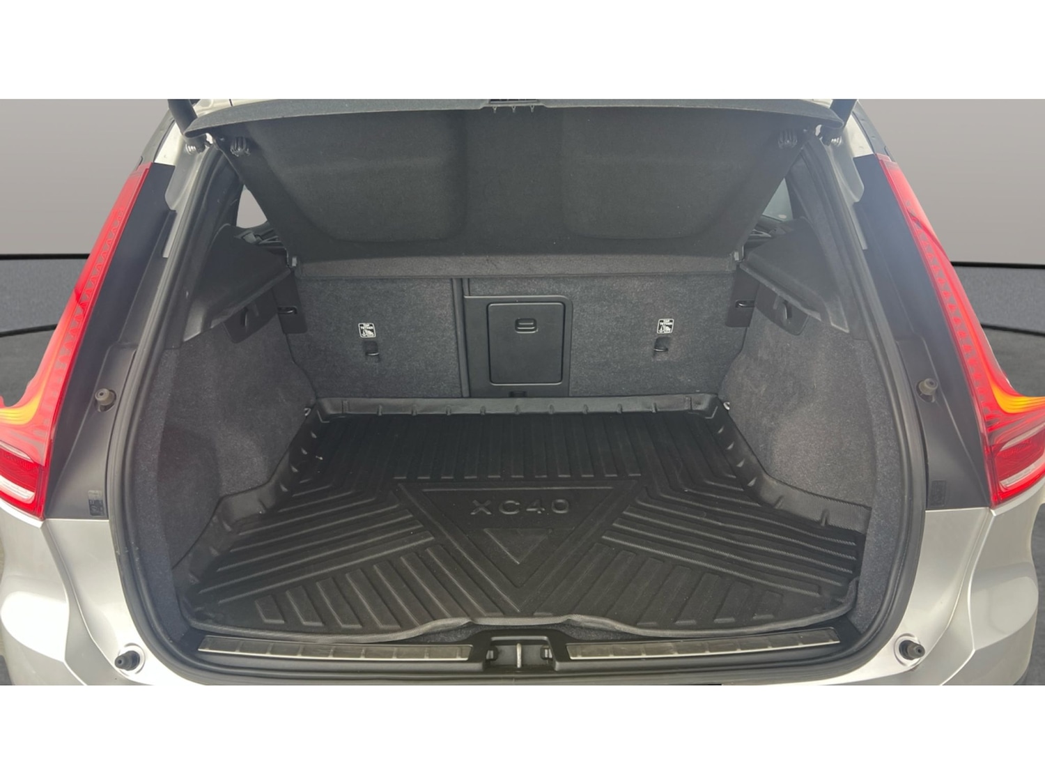 Used Volvo XC40 2019 for sale - 77962942: Photo 18