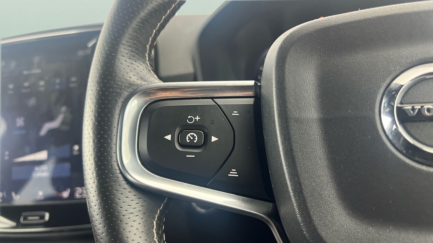 Used Volvo XC40 2019 for sale - 77962942: Photo 30