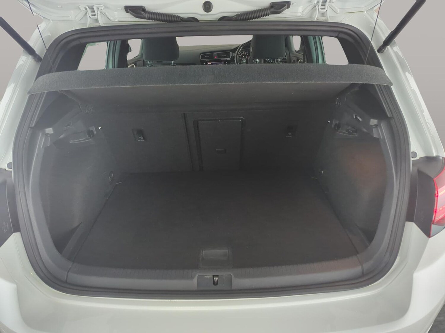 Used Volkswagen Golf 2019 for sale - 77447841: Photo 33