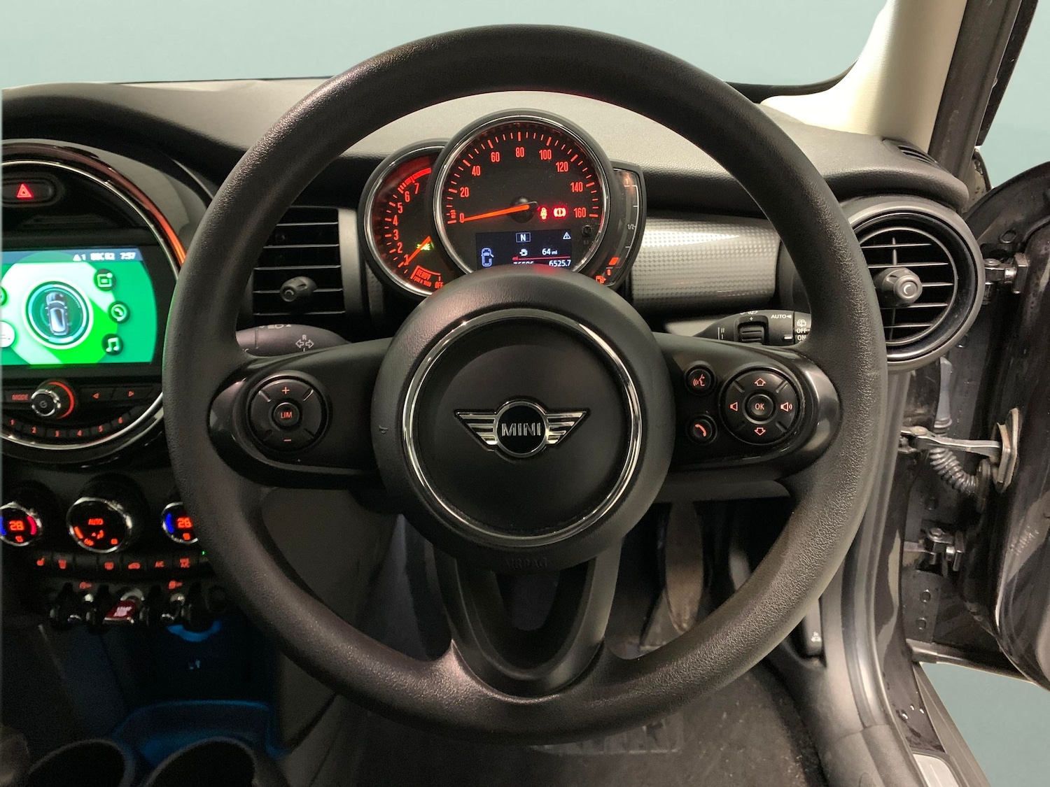 Used MINI Hatch 2019 for sale - 76980528: Photo 13