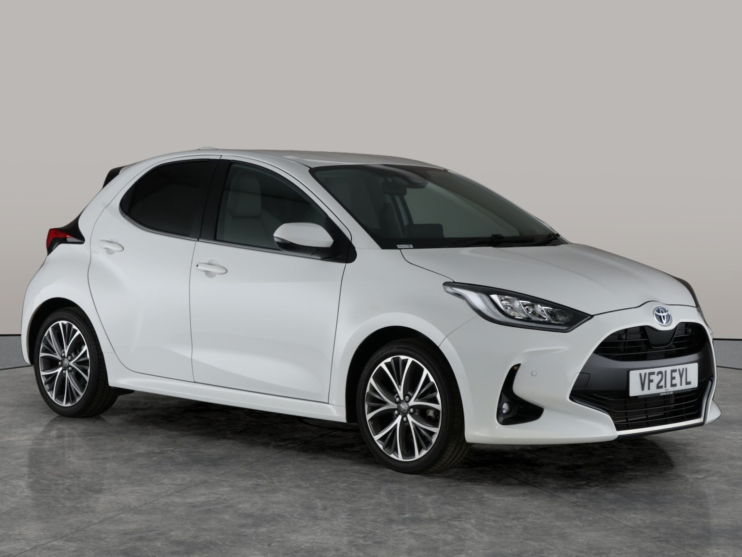 Used Toyota Yaris 2021 for sale - 76703993: Photo 7