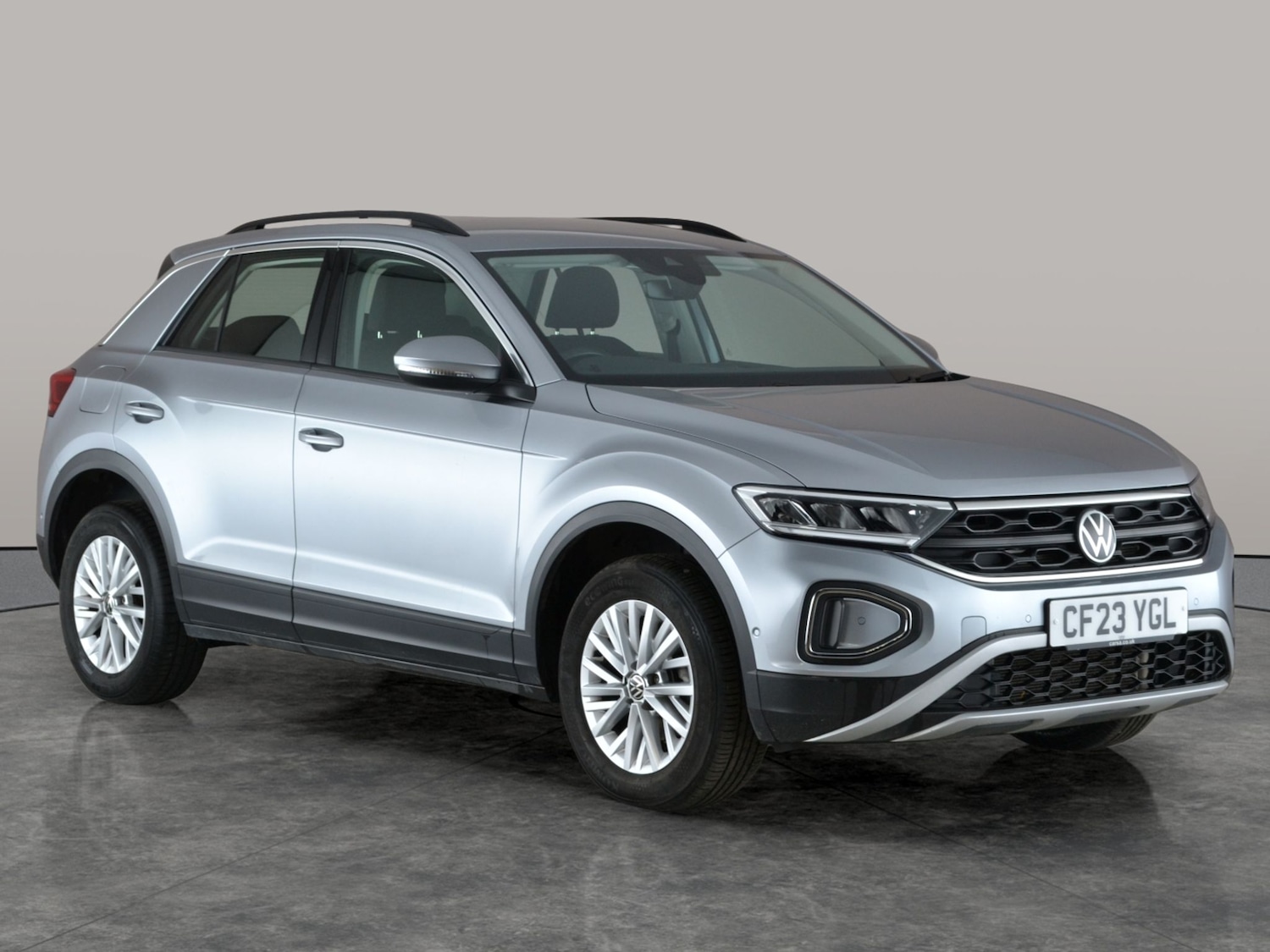 Used Volkswagen T-Roc 2023 for sale - 77326637: Photo 7