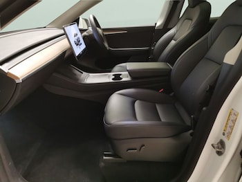 Used Tesla Model Y undefined for sale - 78613799: Photo