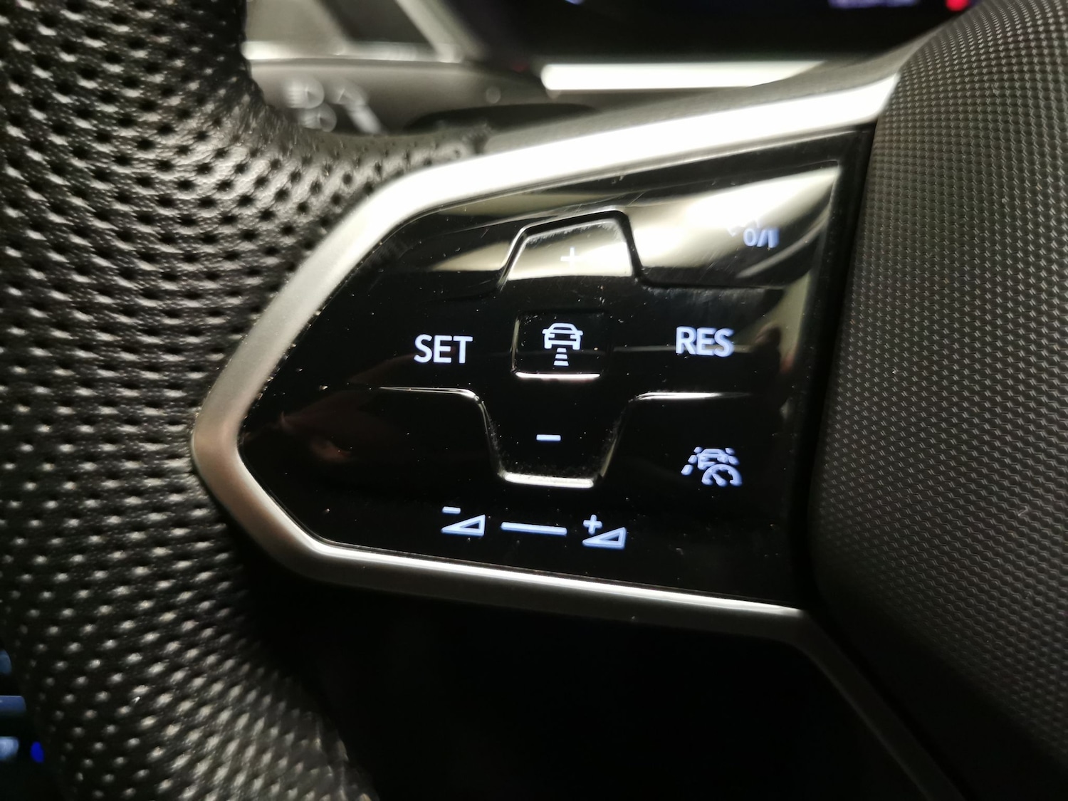 Used Volkswagen Tiguan 2023 for sale - 77274689: Photo 18