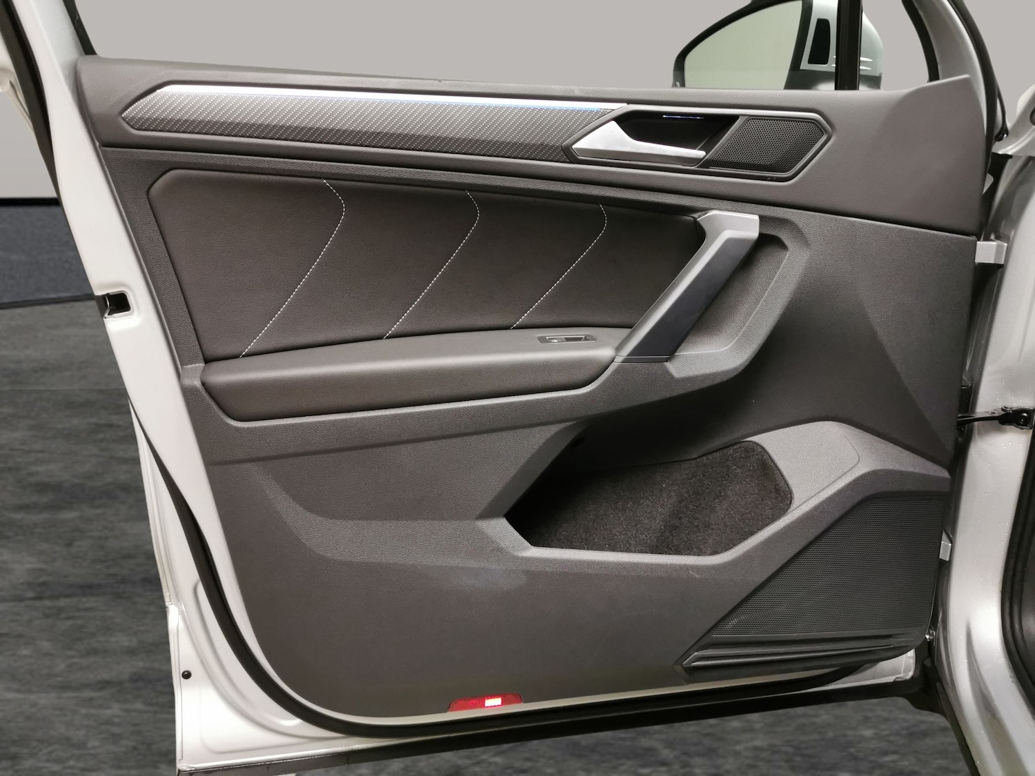 Used Volkswagen Tiguan 2023 for sale - 77274689: Photo 24