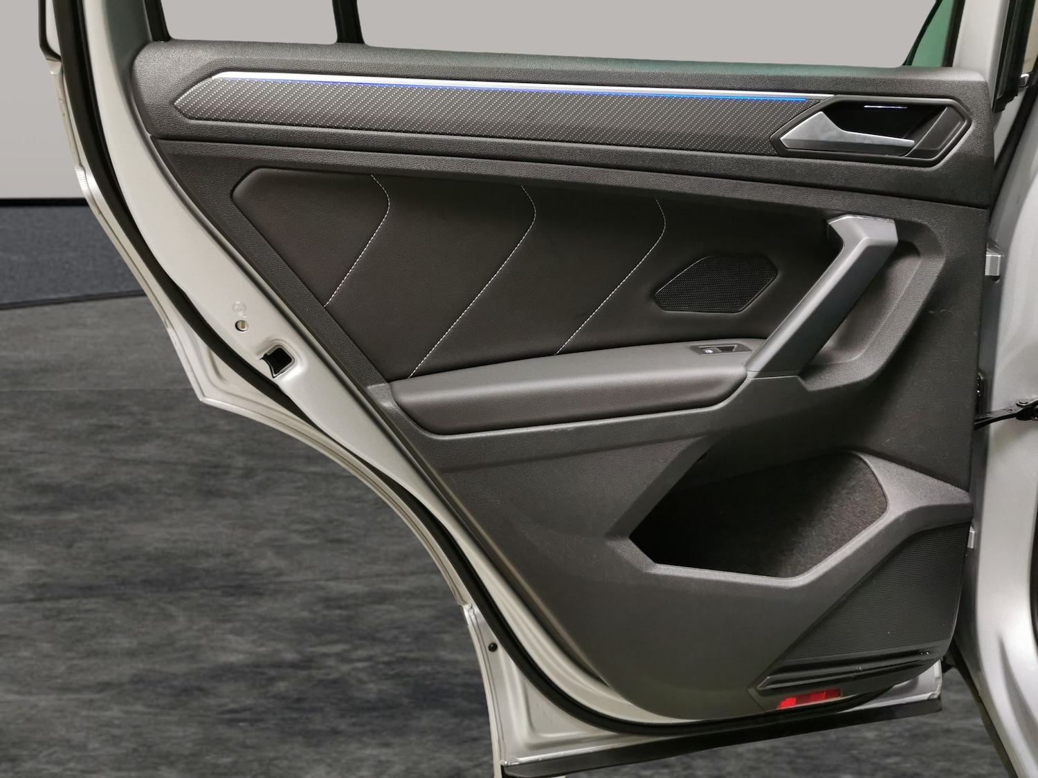 Used Volkswagen Tiguan 2023 for sale - 77274689: Photo 25