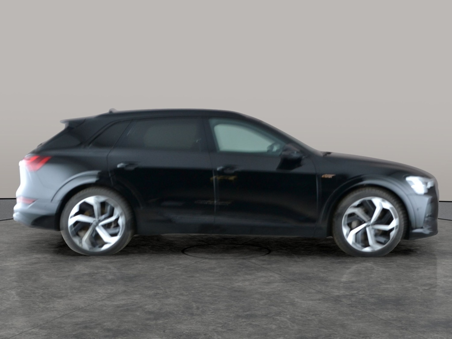 Used Audi e-tron 2021 for sale - 77138088: Photo 10