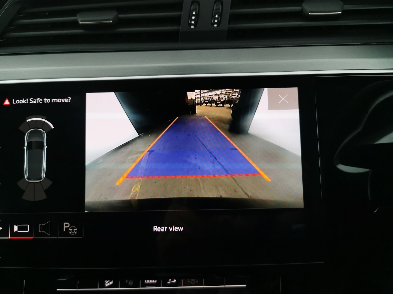 Used Audi e-tron 2021 for sale - 77138088: Photo 6