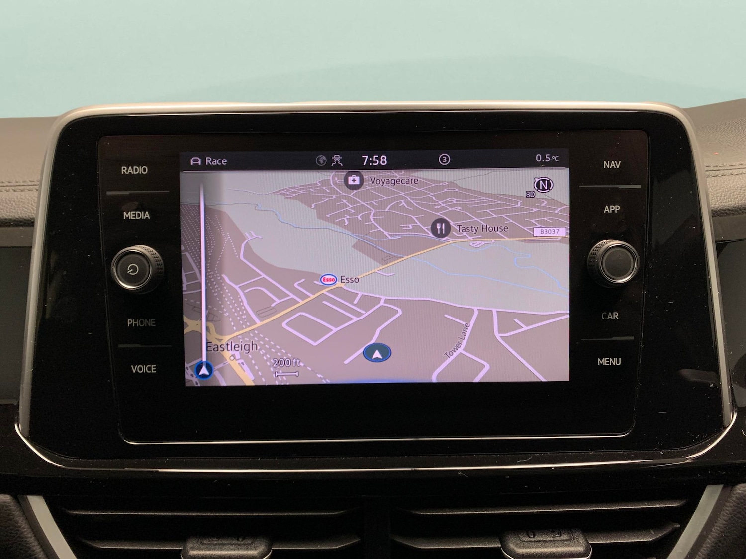 Used Volkswagen T-Roc 2023 for sale - 77100094: Photo 5