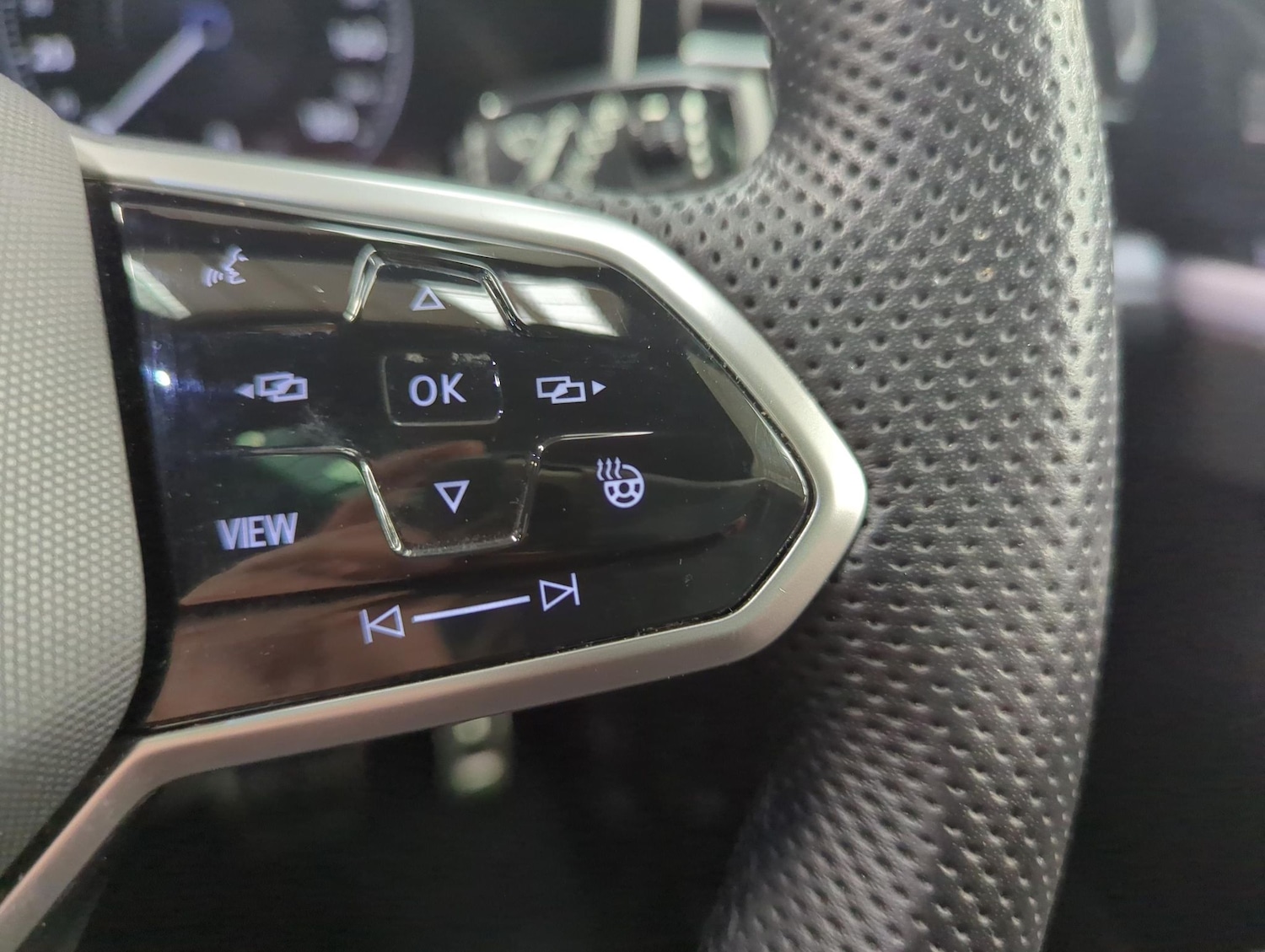 Used Volkswagen Touareg 2023 for sale - 77255983: Photo 22