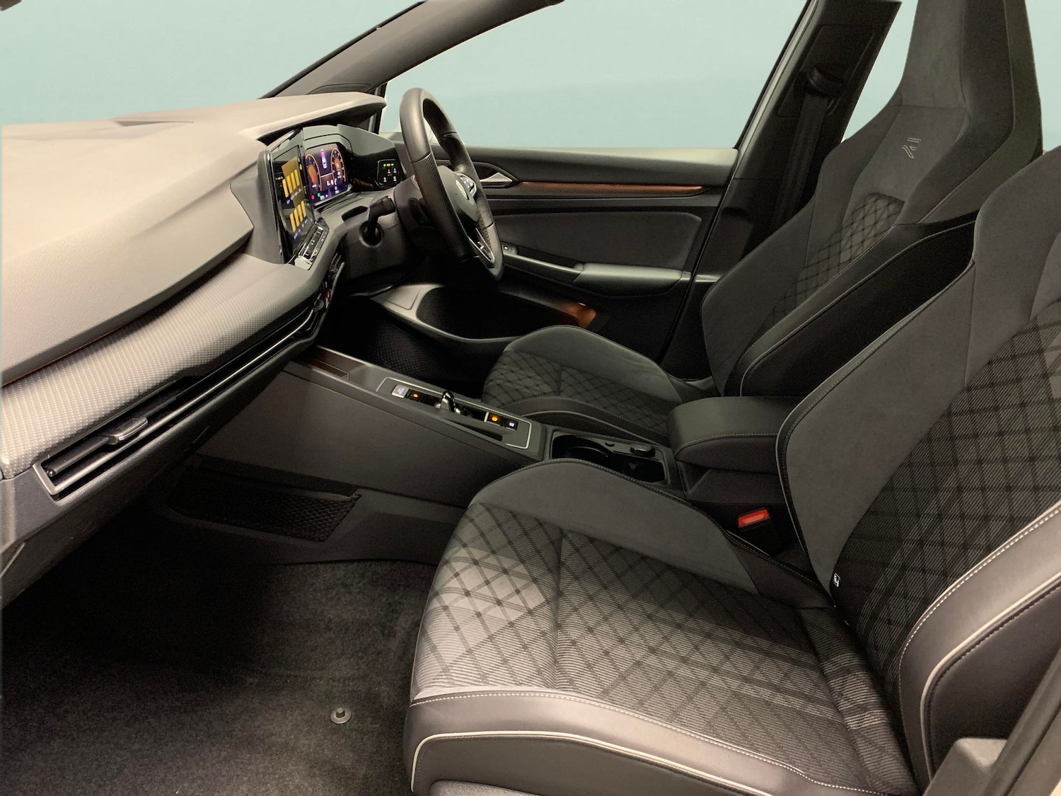 Used Volkswagen Golf 2021 for sale - 77255749: Photo 4