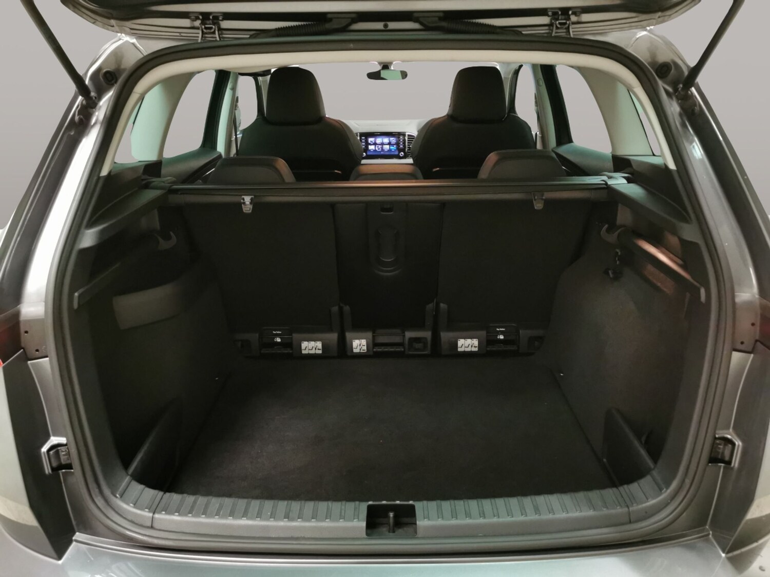 Used Skoda Karoq 2023 for sale - 77819400: Photo 32