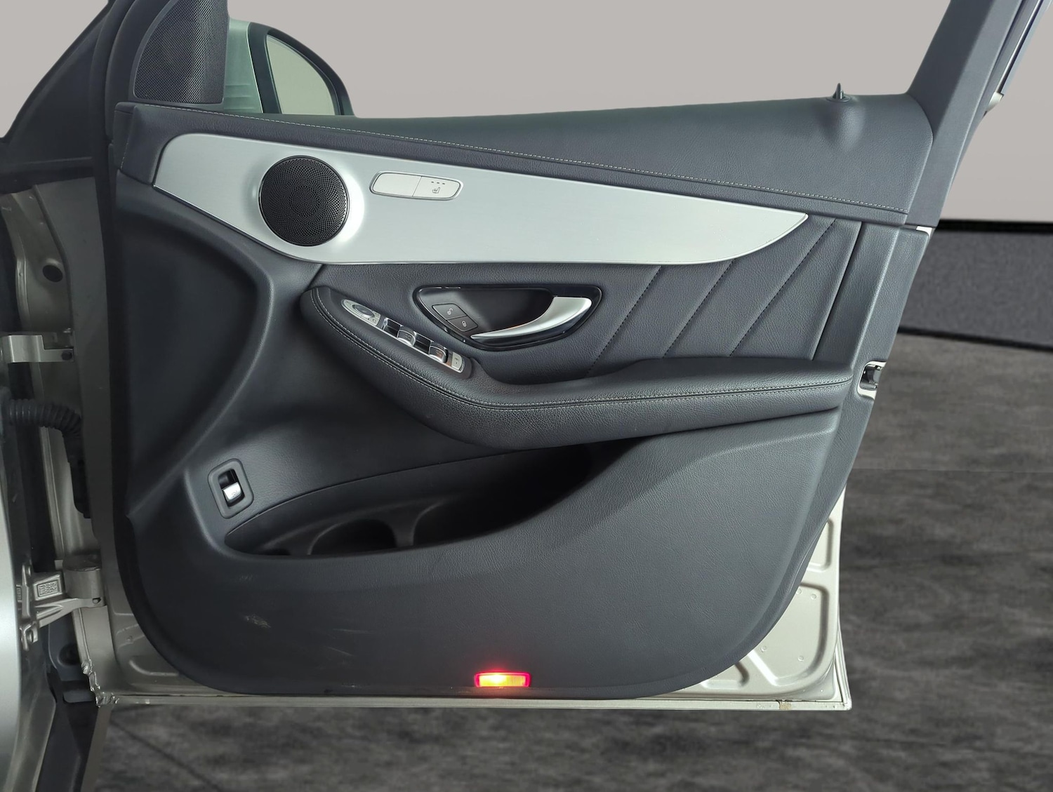 Used Mercedes-Benz GLC 2021 for sale - 78028322: Photo 31