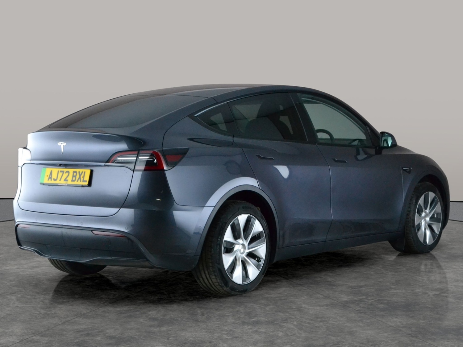 Used Tesla Model Y 2022 for sale - 77614976: Photo 11