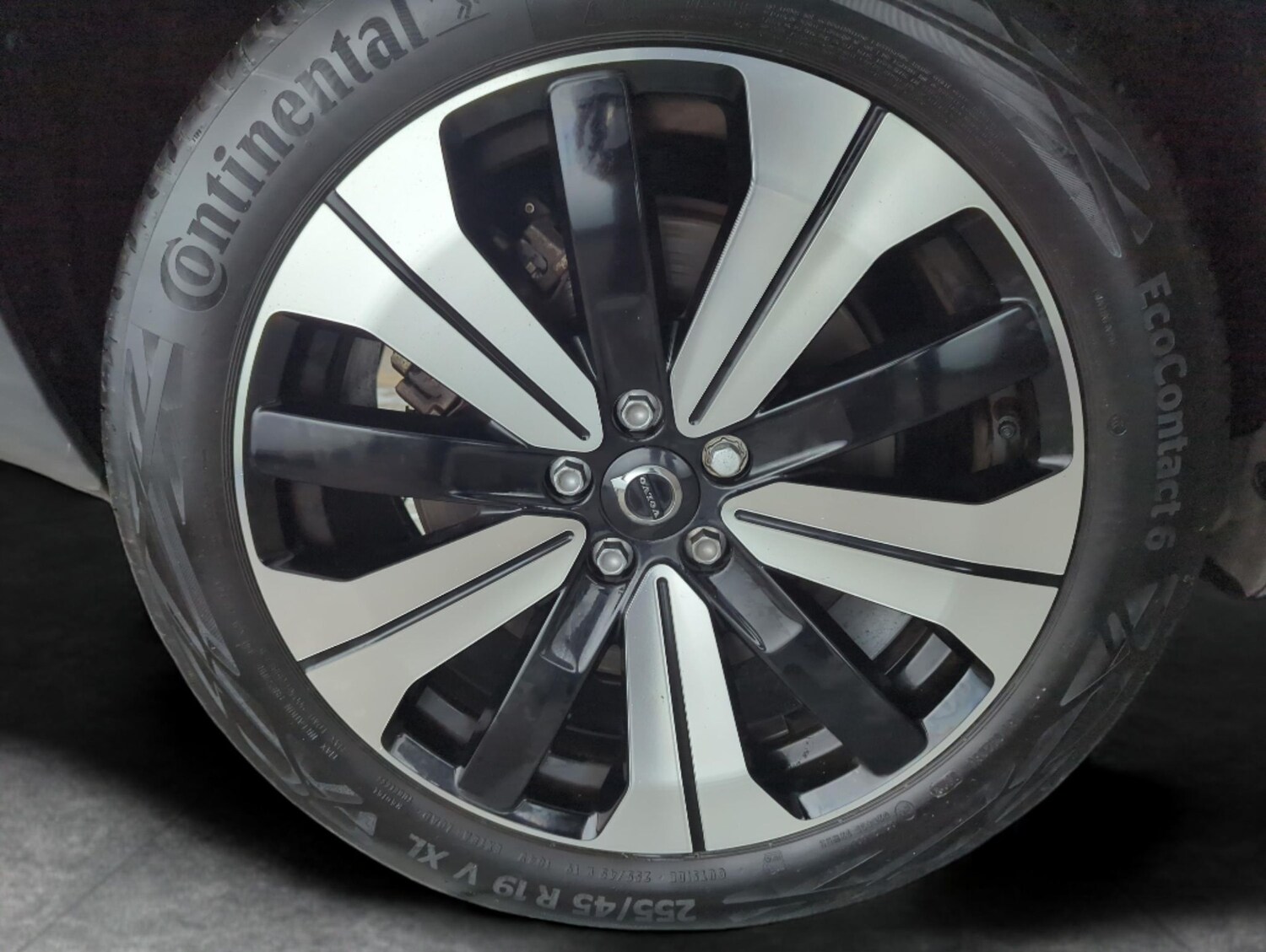 Used Volvo C40 2023 for sale - 77347466: Photo 32