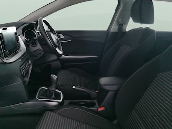 Used Kia Ceed 2024 for sale - 77569947: Photo