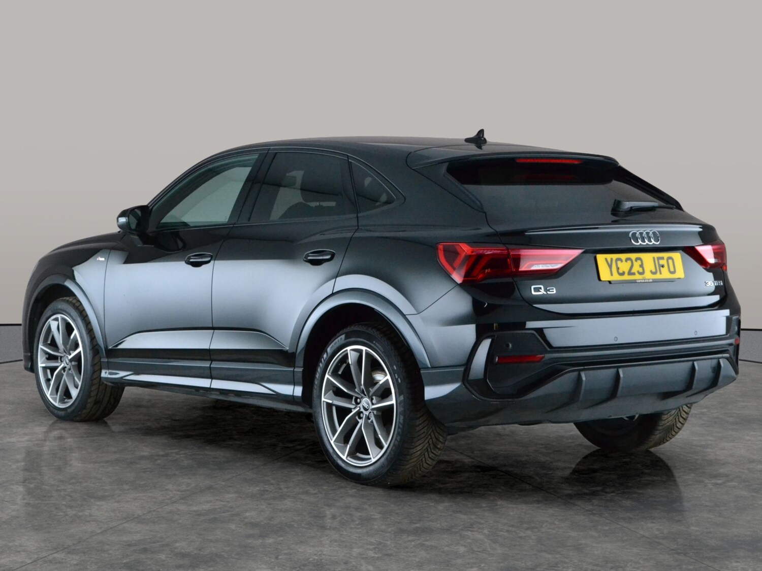 Used Audi Q3 2023 for sale - 78159677: Photo 11