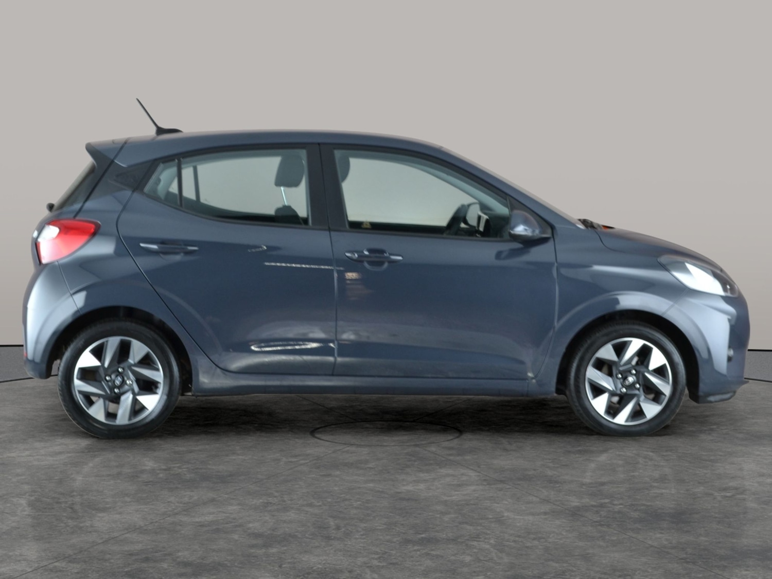 Used Hyundai i10 for sale - 77272045: Photo 8