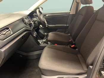 Used Volkswagen T-Roc 2021 for sale - 78657668: Photo