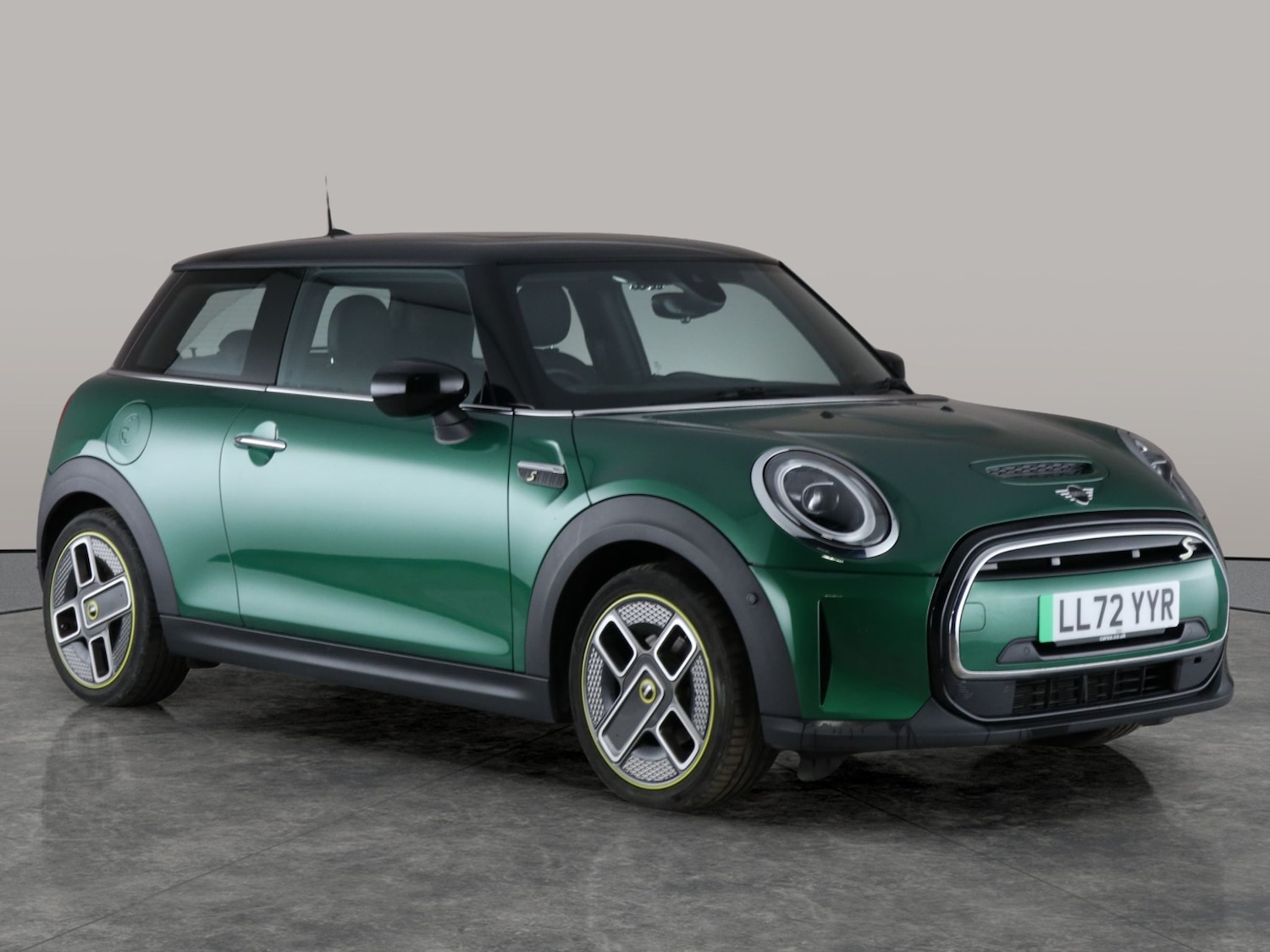 Used MINI Electric Hatch 2022 for sale - 76762945: Photo 11