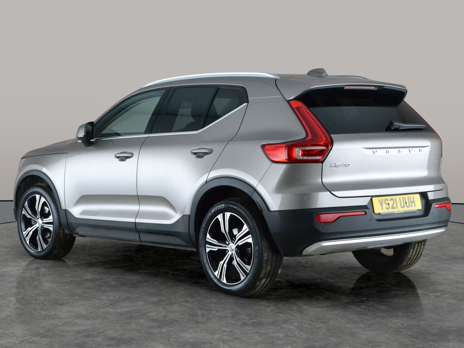 Used Volvo XC40 2021 for sale - 78140612: Photo 11